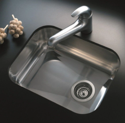 Bacha de cocina simple Johnson c/antirreb E44CR