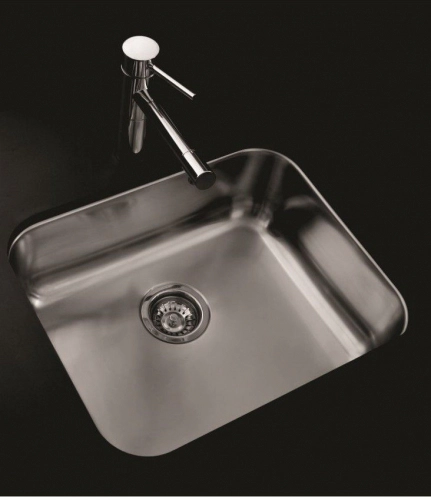 Bacha de cocina simple Johnson c/antirreb E50/18CR