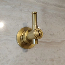 Percha Simple Brooklyn Bronce Viejo