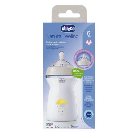 Mamadera Chicco Natural Feeling 6 meses x 330 ml