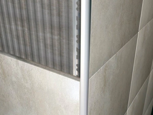 Guardacanto Moldumet Aluminio Gris Claro A9G