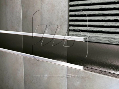 Listel Moldumet Acero Inox AISI304 10X10 Esm CU10E