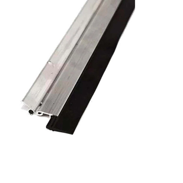 ZOCALO AUTOMATICO CON GOMA DE 72 CM RAKETA