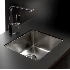 Bacha de cocina Simple c/antirreb Johnson Q37CR