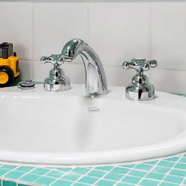 Bacha de lavatorio Ferrum tori ovalada chica 3 ag blanca L029S-B