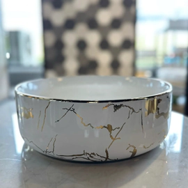 Bacha Uhome redonda blancay dorada F-117