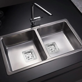 Bacha de cocina Johnson 77.5x43.5x17.5 doble quadra Q76A