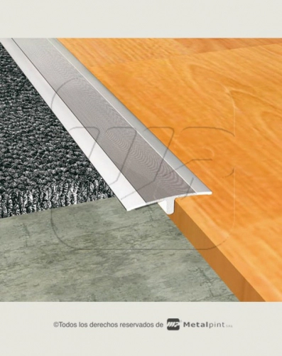 Union 'T' Moldumet Dali Aluminio Plateado mate A2460