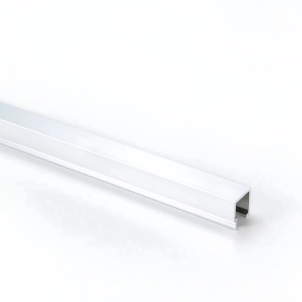 Listel recto Moldumet 10x10mm aluminio brillante AUR80