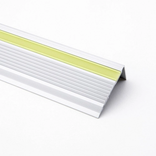 Nariz Practika Moldumet Luminos Alu+Pvc Flu AP451