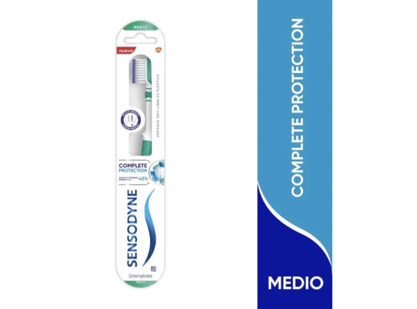 Cepillo Dental Sensodyne Complete Protection Medio